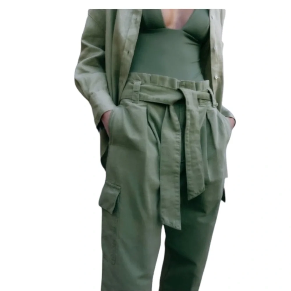 ZARA Paperbag High Waist Belted Cargo Pants in Army Green Size Large — WOW!!!